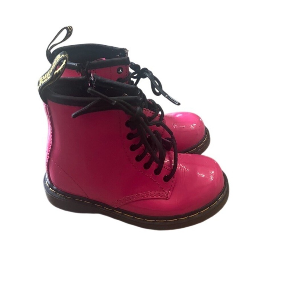 Dr. Martens Delaney Girls Boots Hot Pink Patent Lace Up Side Zip US 8